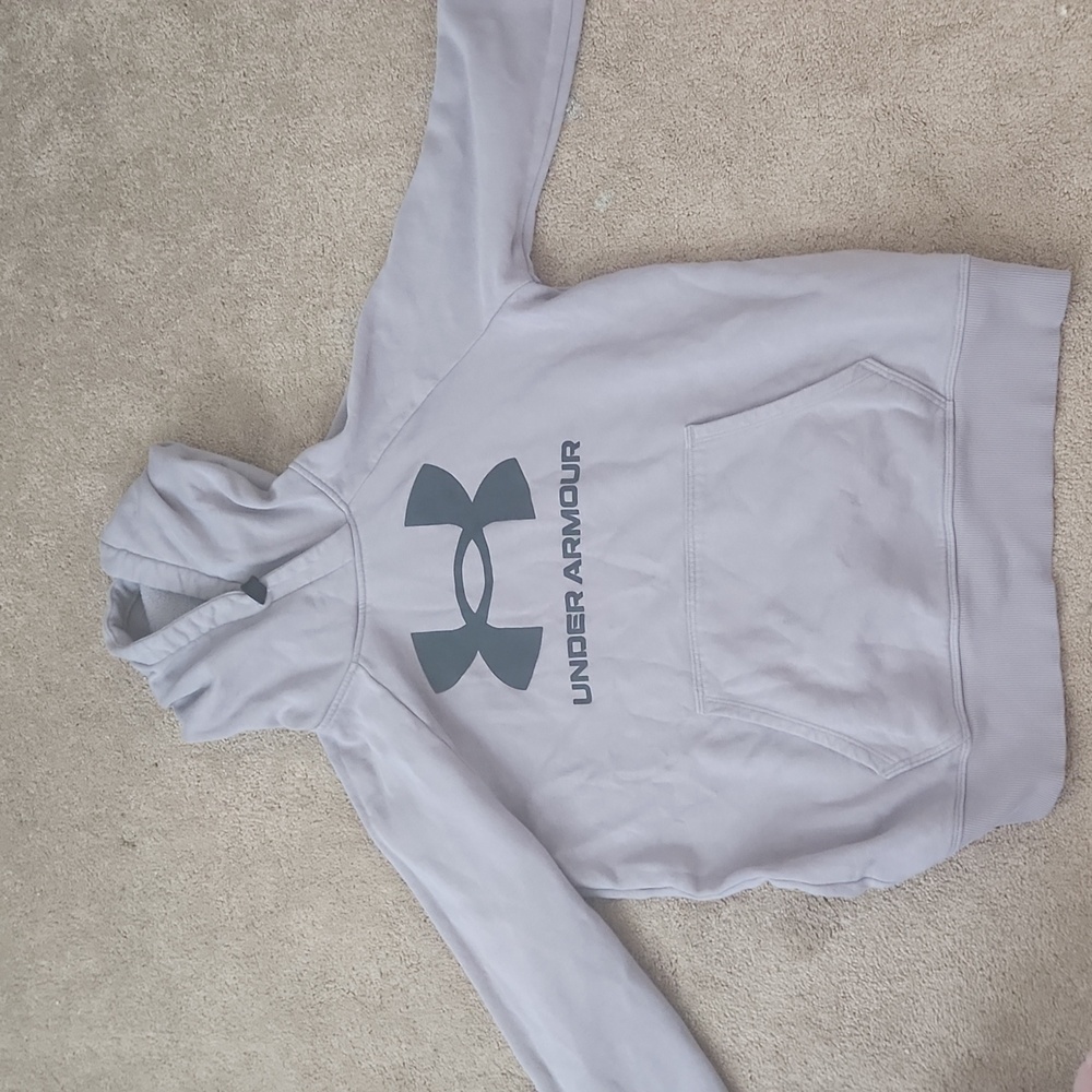 Under armor sweatshirt in the color purple, Worne Once, Almost Brand New.
